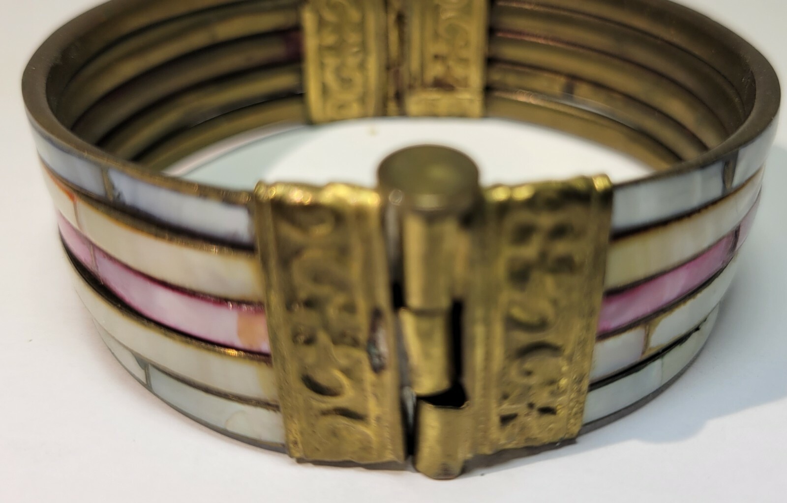 Vintage Hinged Brass Tone Multicolored Bangle Bracele… Gem