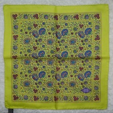 M315 VERSACE ATELIER Greenyellow Silk Scarf Scarves Pocket Square 16" X 17"