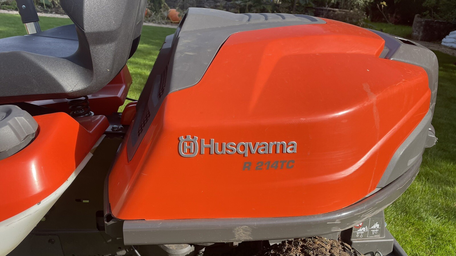 Husqvarna R214TC ride on mulching lawn mower. Nearly new, only 34 hours