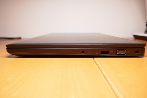 Dell Latitude 5590 - 15,6" - FHD - i5-7300U - 8/256 GB + NT + Office21 + WIN11 - Bild 12 von 20