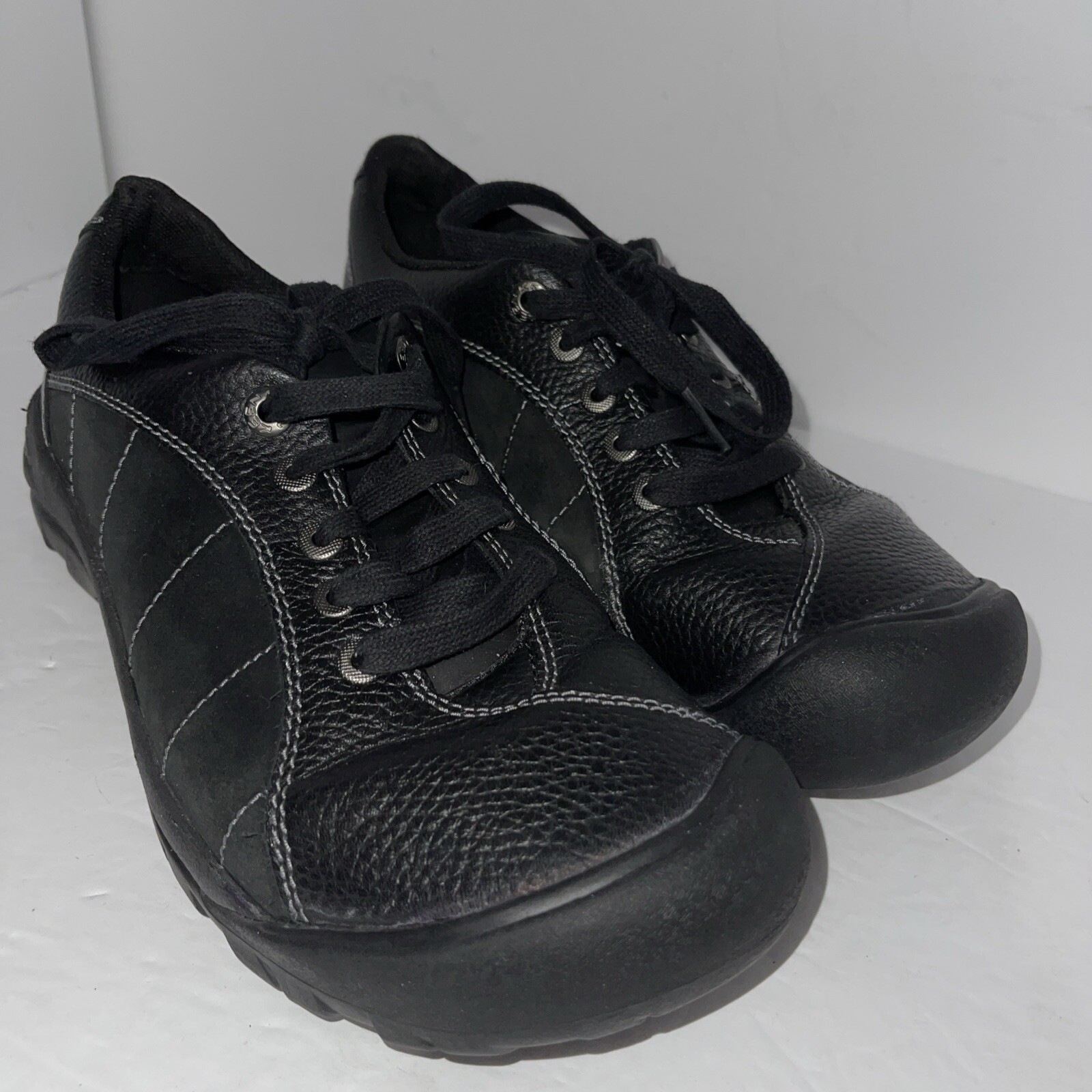 Scarpe da donna Keen taglia US 10 Oxford in pelle per escursionismo trail stringate nere