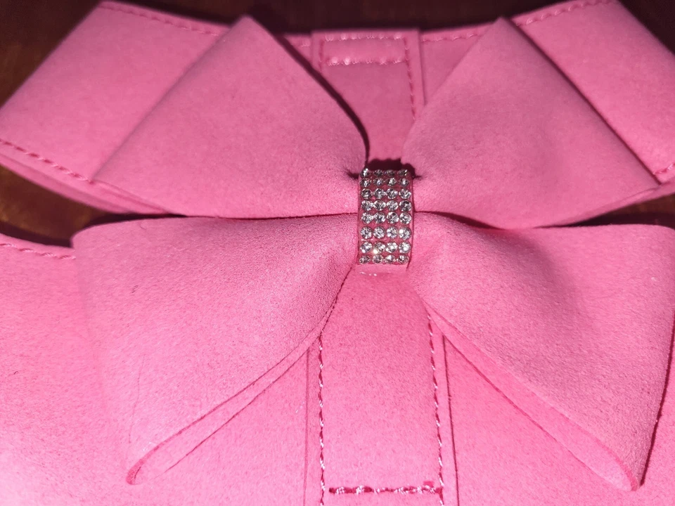 💕NUEVO EN PAQUETE Arnés mediano para perros arco rosa brillante con correa de 5 pies pedrería suave💕 Foto 2 de 3