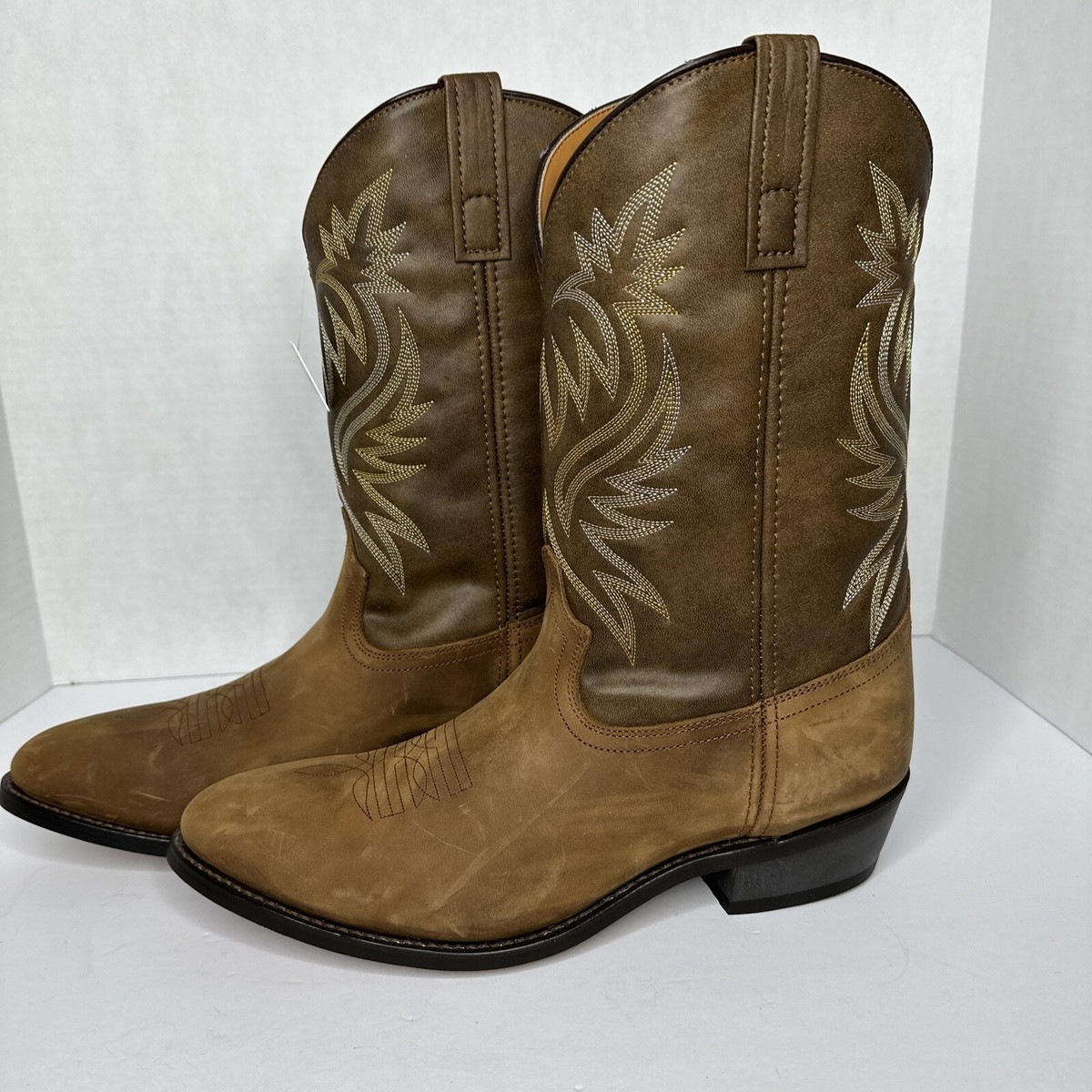 NWT Mens western boots NWT Sage Mens Cowboy Boots Size 9.5 | Mercari main image 4