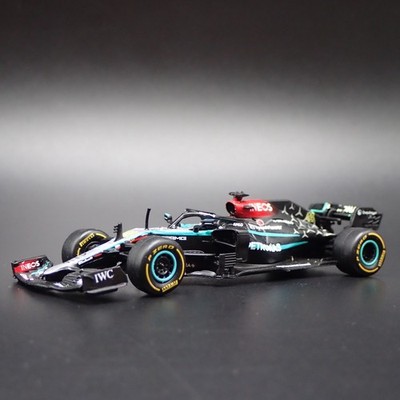 MERCEDES-AMG F1 W12 E PERFORMANCE LEWIS HAMILTON 44 1:64 SCALE DIECAST MODEL CAR