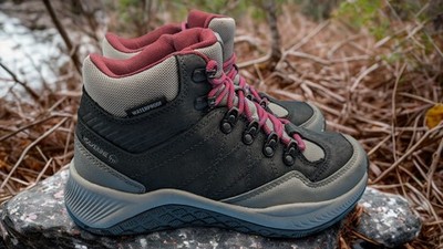Wolverine Luton Waterproof Hiking Boots Women's 8 1/2 8. 5 W Black Leather