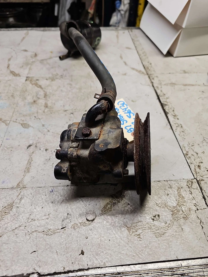 Bomba/motor de direção hidráulica MITSUBISHI STARION 84 85 86 87 88 89 - Imagem 3 de 4