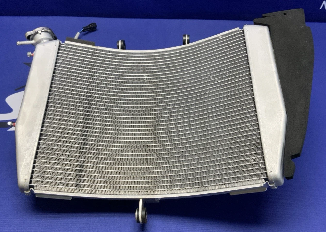 Kawasaki Radiator Assembly W/ Fan ZX-6R 2024-2026 OEM 39060-0754