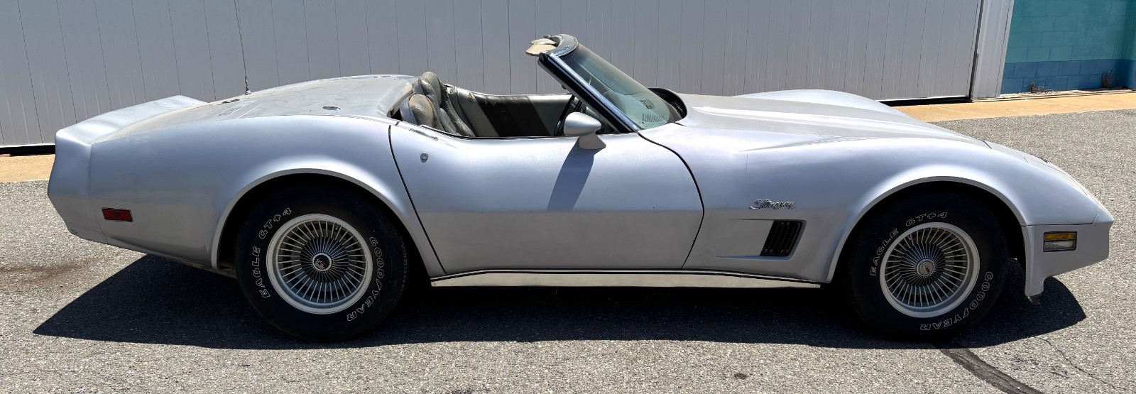 1974 Silver Chevrolet Corvette   | C3 Corvette Photo 2