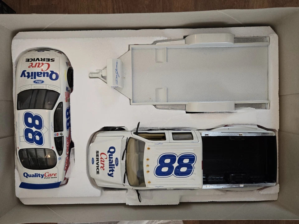Remolque para carros Brookfield Dale Jarrett Ford Quality Care 1999 NASCAR F-350 de colección Foto 2 de 4