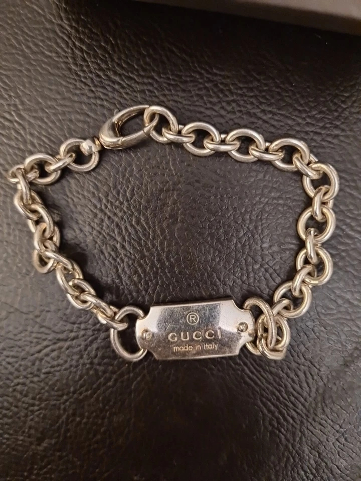 Pulsera Gucci genuina de plata de ley con estuche de caja. Foto 4 de 4