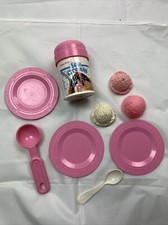1987 Fisher Price Fun With Food Play Ice Cream with Container Scoop  Plates