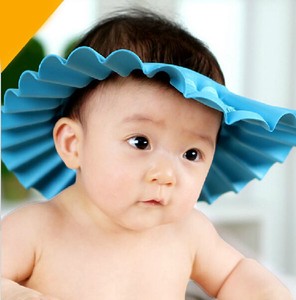 a baby bath visor