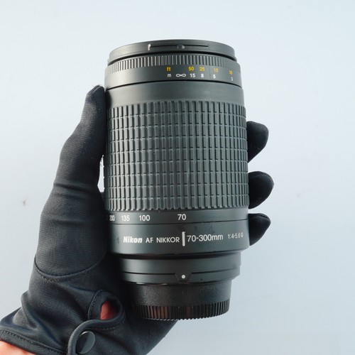 EXCELLENT Nikon AF Zoom-Nikkor 70-300mm f/4.5.6 G Zoom Lens - Picture 11 of 20
