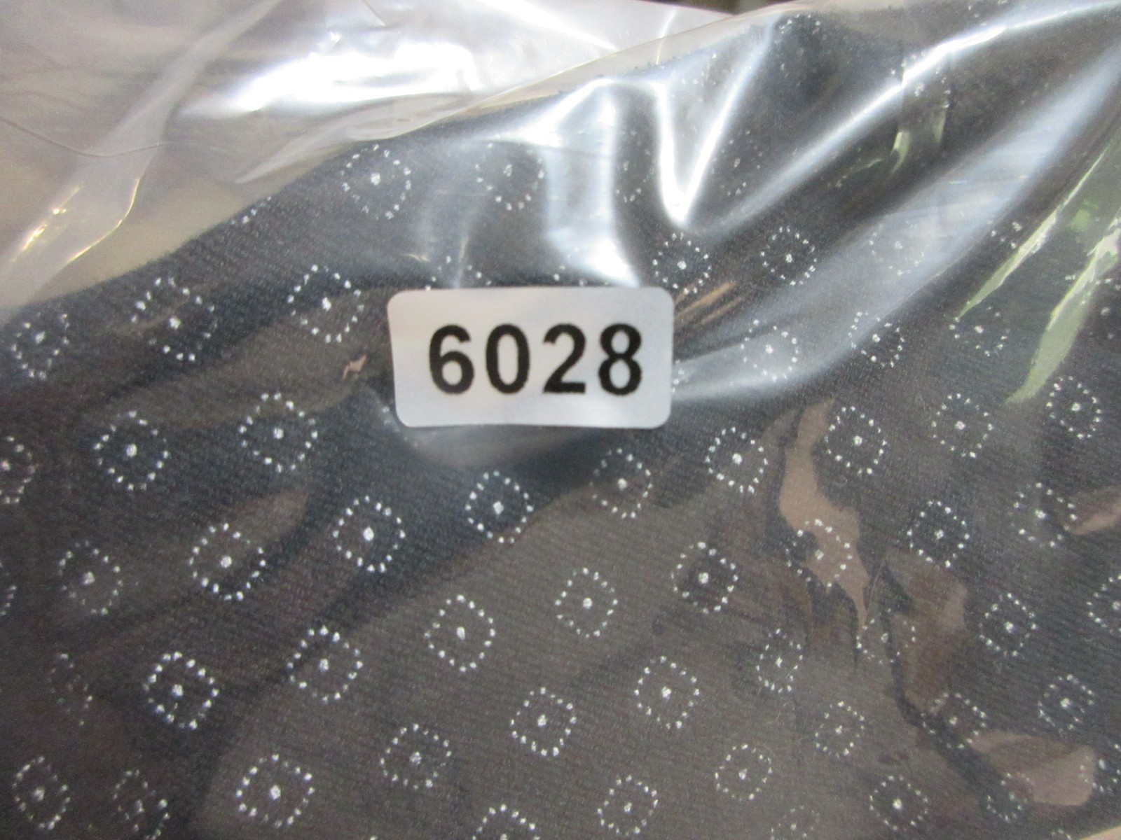 Old Navy Womens Maternity Pixie Pants Geometric S… - image 6