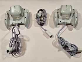 SEGA Dreamcast LOT 2 Controllers - White and Extension Controller Cable *TESTED*
