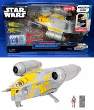 THE RAZOR CREST ADELPHI Star Wars MICRO GALAXY SQUADRON Mandalorian & Grogu