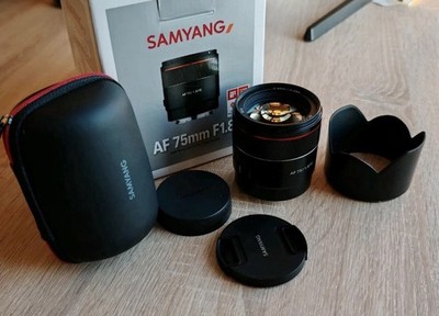 Samyang AF 75mm F 1.8 FE - Vollformat Objektiv für Sony E Neuwertig