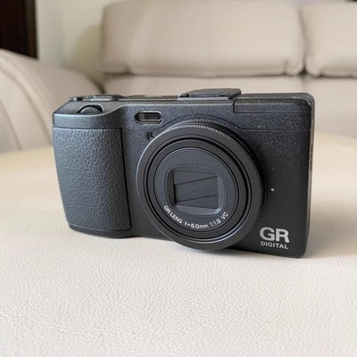 （美品・CCDセンサー）RICOH GR DIGITAL IV Ricoh GRD IV Digital Point and Shoot Camera Review - Casual Photophile デジタルカメラ