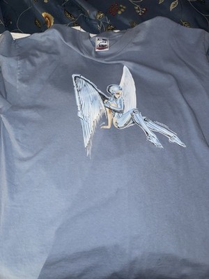 Cosmic Images Tshirt Large Longe Sleeve