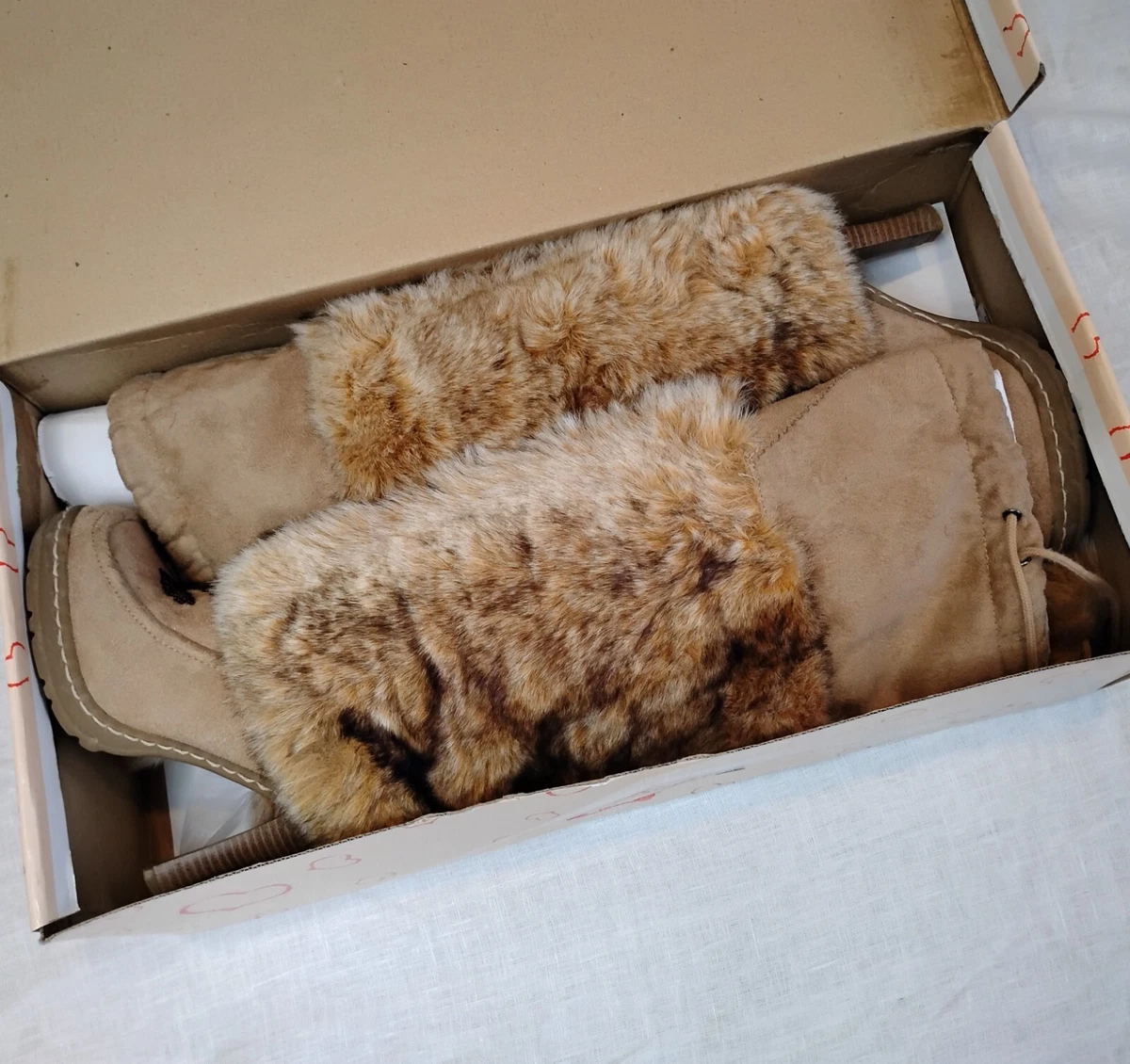 Botas Anne Michelle Imitación Piel Gamuza Shera Tacón Alto Apilado Talla 5.5 Forradas con Cuentas