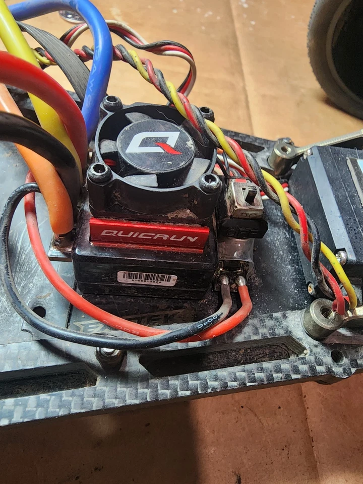 TLR SCT 3.0 ARTR NEEDS RECEIVER 1/10 2WD SHORT COURSE - Image 3 of 4