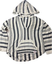 Buc-ee s Hoodie Knit Women s Size S/M
