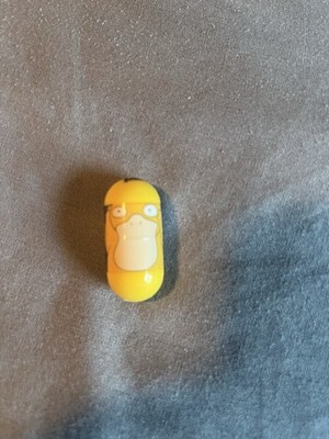 2004 Mighty Beanz Pokemon Psyduck 24