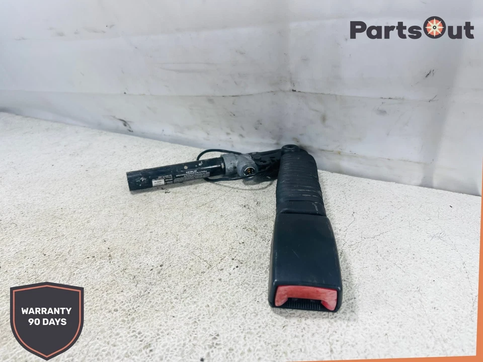 2013-2015 BMW 750LI F02 FRONT RIGHT SIDE SEAT BELT SEATBELT BUCKLE BLACK OEM - Изображение 2 из 4