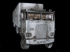 TH13124 VINTAGE 1977 18-WHEEL SEMI-TRUCK PEWTER BERGAMOT BELT BUCKLE