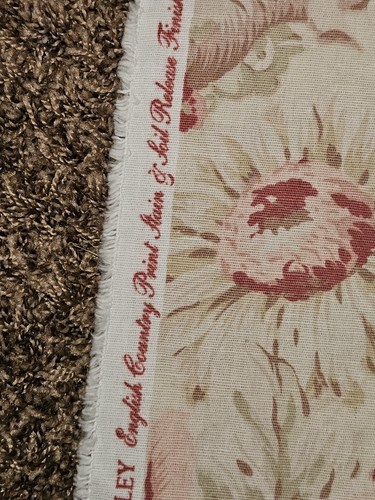 Vntg Laura Ashley English Country Print Cabbage Rose Fabric 1.5 Yds - Picture 5 of 5