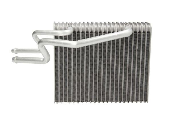 THERMOTEC KTT150024 Evaporator, air conditioning for NISSAN,RENAULT