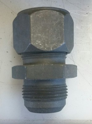 1 NEW PARKER (16BU) HYDRAULIC. FITTING 1''COMPRESSION × 1''FLAIRE 