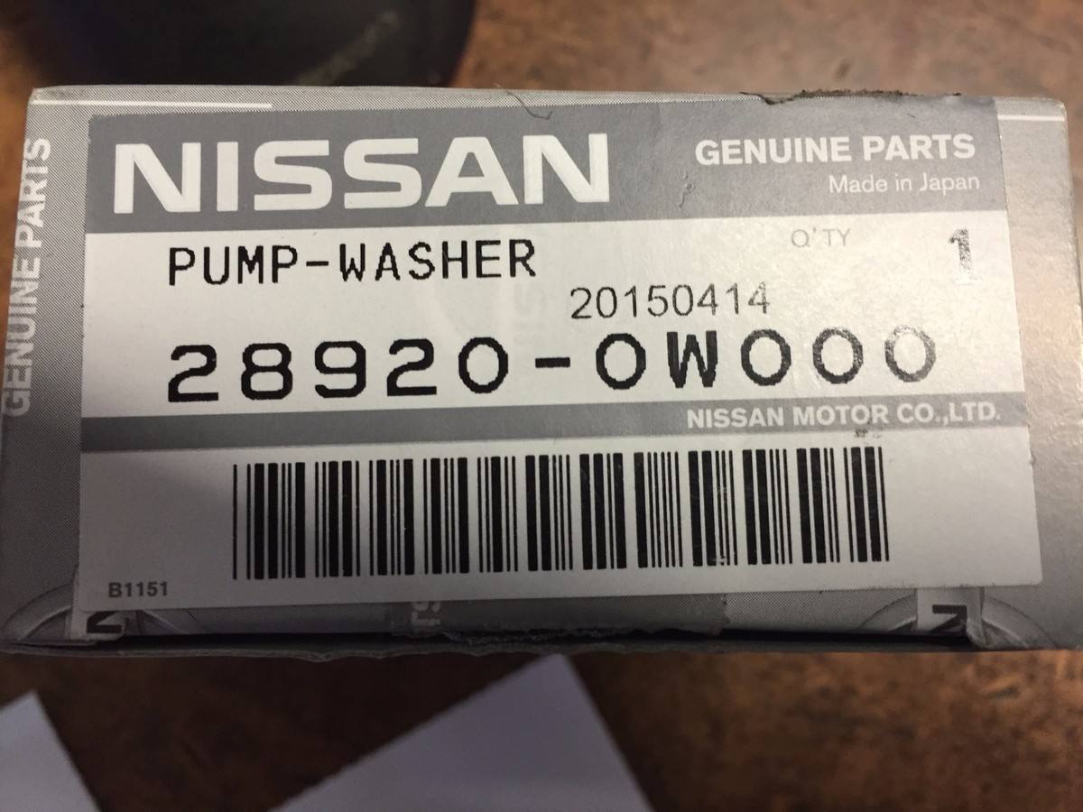 NEW OEM NISSAN WASHER PUMP - 1996-2003 PATHFINDER 1997-2002