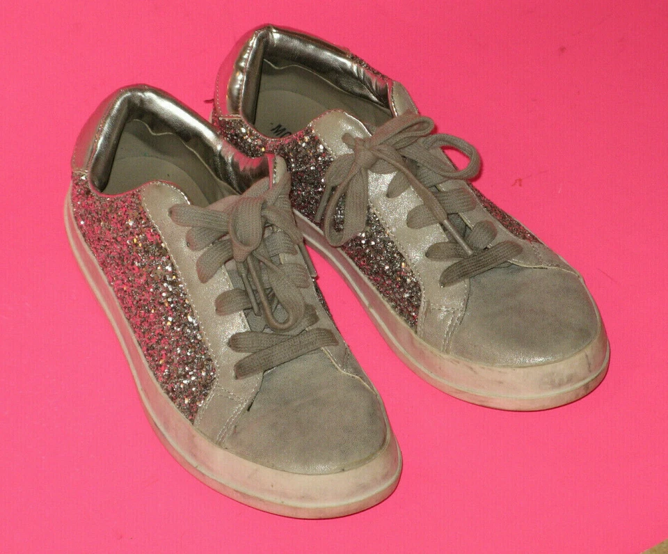 Zapatillas con cordones para mujer ~Mossimo~ plateadas brillantes talla: 7,5 (suela: 10,5") Foto 4 de 4