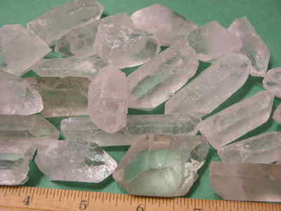 Quartz crystal natural terminated points Tibet 1/2 pound 15-25 crystal points