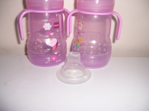 Mam baby bottle w/ nipples   lot box white