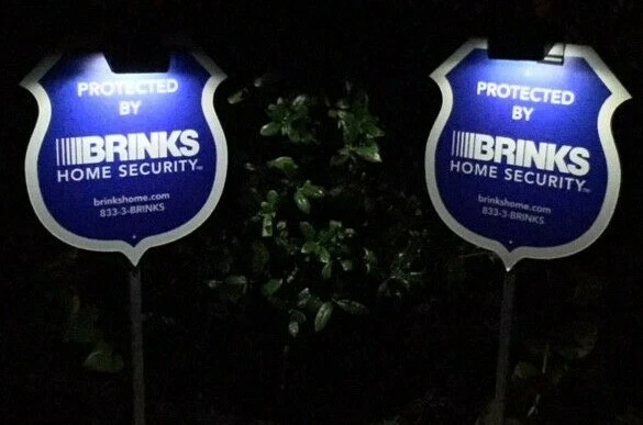  NEW - 2- Reflective Brinks Yard Signs + 6 2-sided Decals + 2 Solar Lights - Image 3 of 4