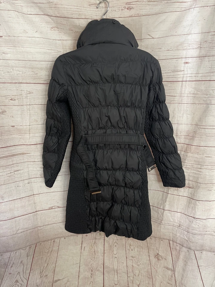 Chaqueta acolchada Via Spiga para mujer negra con aislamiento de plumón cuello falso talla XS Foto 2 de 4