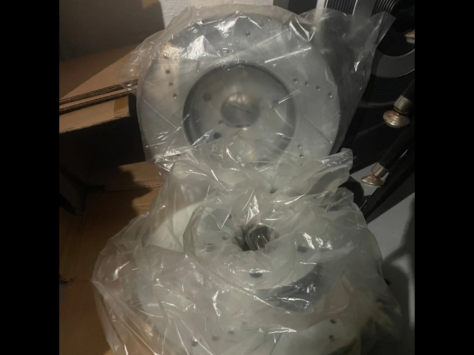 Rotores de freno delanteros Subaru Legacy 2016 Foto 3 de 4