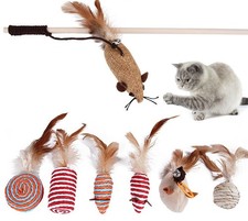 THE NATURAL PET COMPANY  8-piece Interactive Cat Toys in Gift Box - NEW