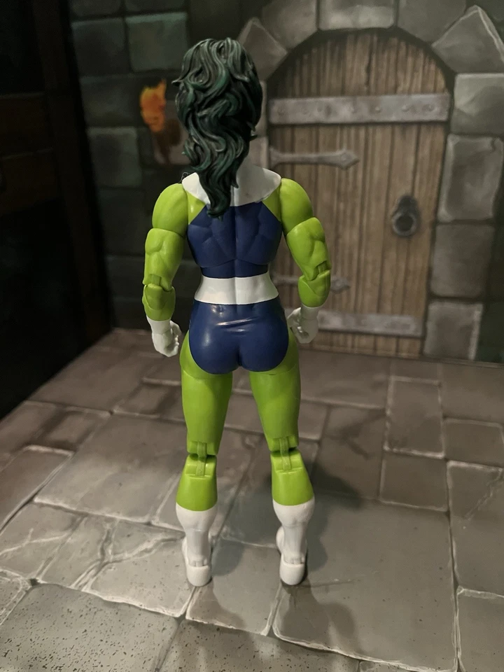 Marvel Legends She Hulk Figure. As Seen In Photos. - Image 2 of 2