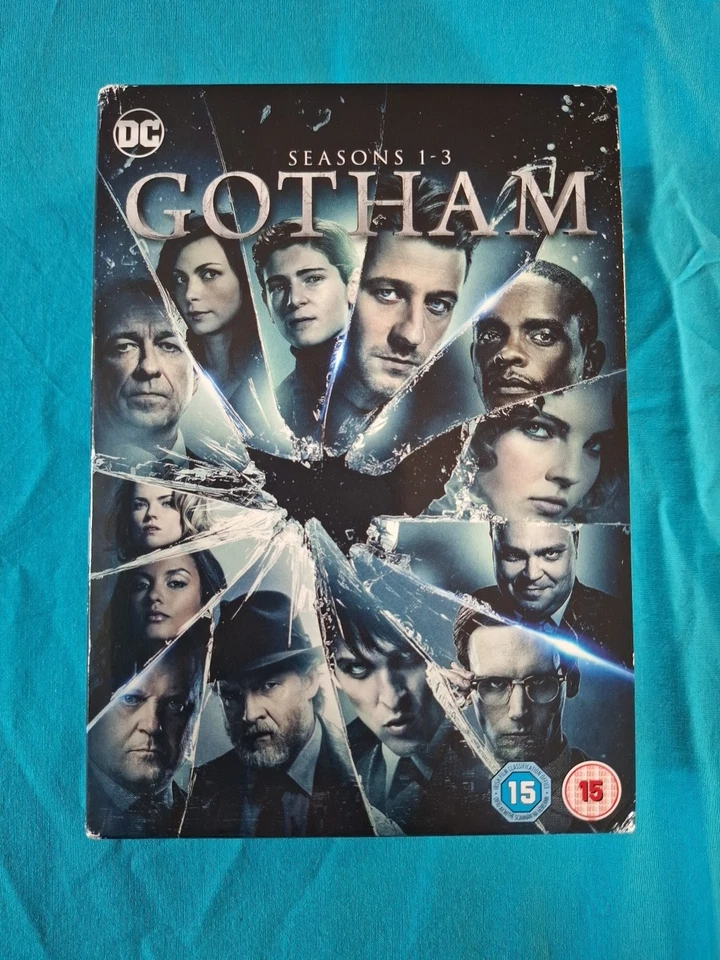 *GOTHAM* • Complete Series: Seasons 1-3, 4, 5 • DVD Boxsets *26 Discs total (R2) - Image 3 of 4