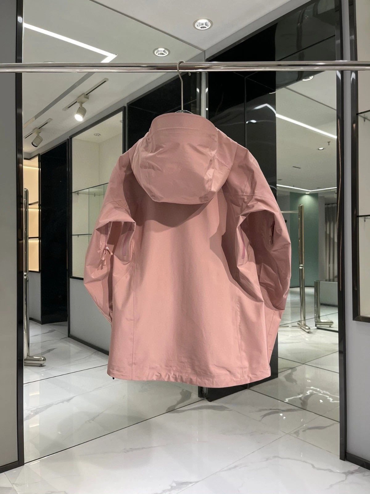 Unisex ARC Beta LT Coat Windproof Camping Outdoor Pink Travel Jackets - product detail image 3