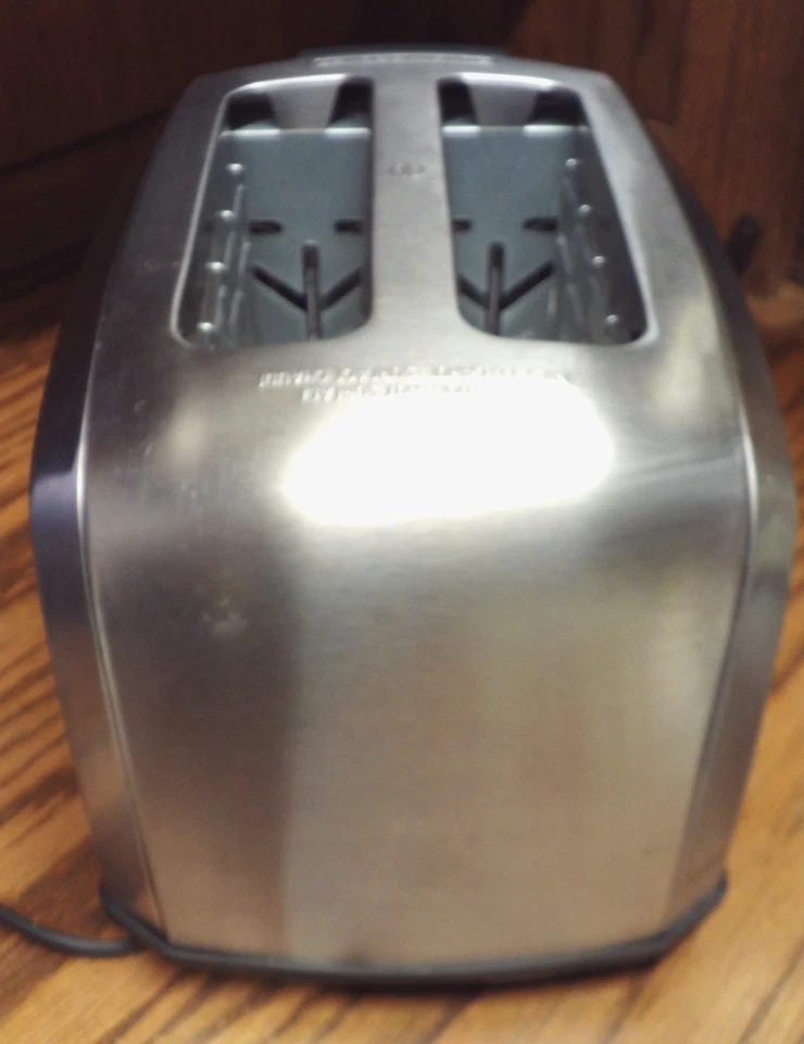 Black & Decker Brushed Stainless Steel 2-Slice Toaster T2707S  High Quality  304 - Image 4 of 4
