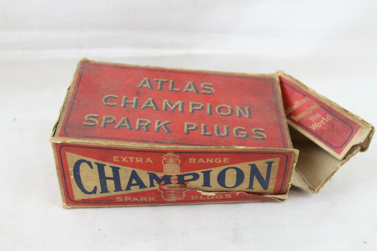 Vintage Atlas Champion Spark Plug Box Gas Oil Car