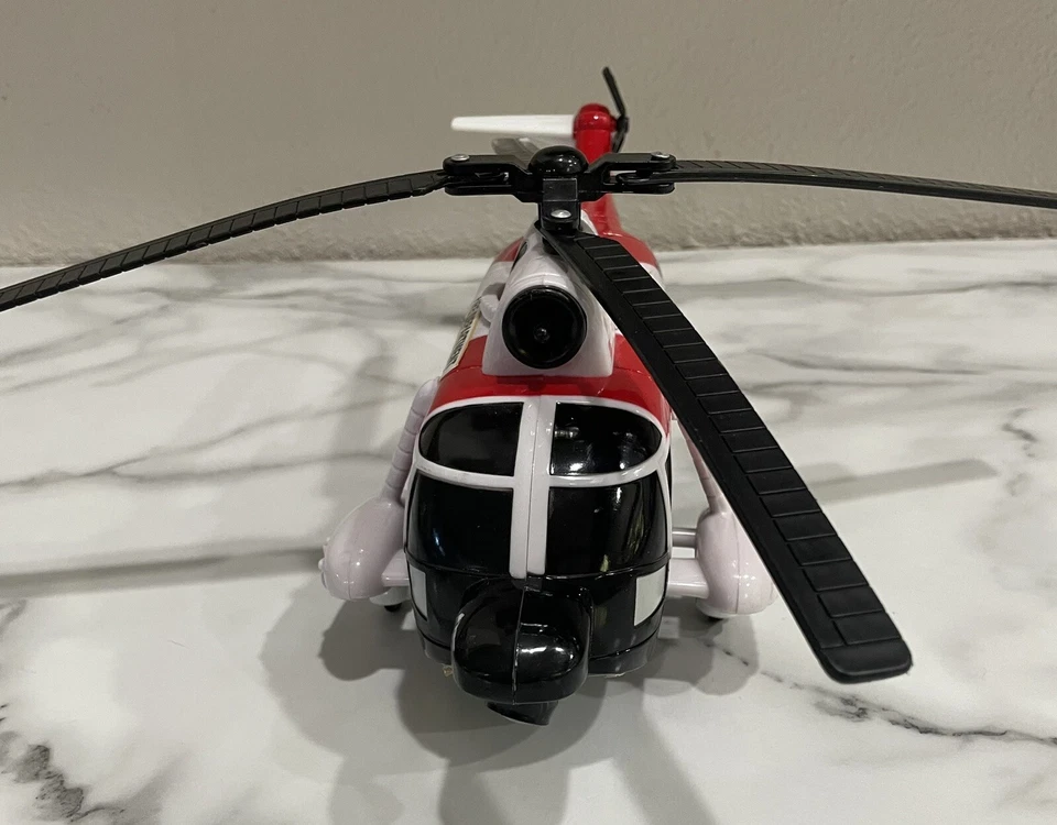 2009 Hasbro Tonka Fire Department Rescue Vehicle Helicopter #04955 - Image 4 of 4