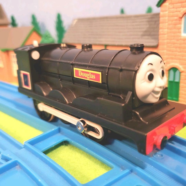 thomas and friends tomy plarail