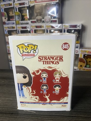 Funko Pop! Vinilo: Stranger Things - Joyce #845 * dañado* - Imagen 3 de 5