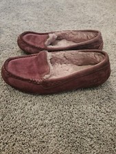 UGG Womens Ansley Suede Sheepskin Moccasins Pink Slippers Size 9