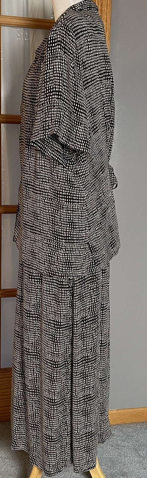 Picture 4 of 22